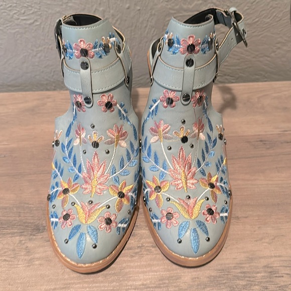 Embroidered Turquoise Booties - Picture 1 of 5